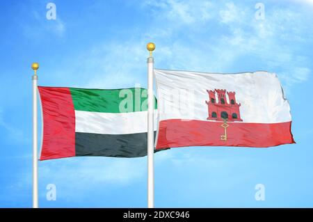 Emirati Arabi Uniti e Gibilterra due bandiere Foto Stock