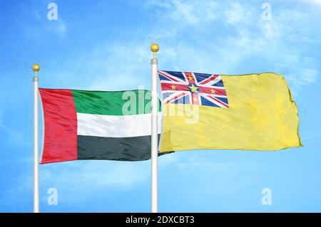 Emirati Arabi Uniti e Niue due bandiere Foto Stock