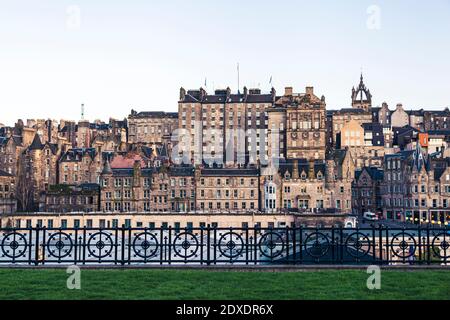 Regno Unito, Scozia, Edimburgo, edifici della città vecchia Foto Stock