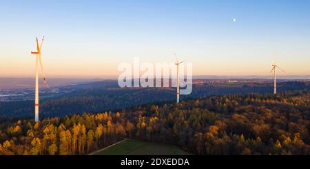 Deutschland, Baden-Württemberg, Schurwald, Wald, Windpark, Luftbild, Windenergieanlage, Windräder, Windenergie Foto Stock