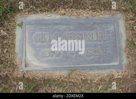 Glendale, California, USA 23 dicembre 2020 una visione generale dell'atmosfera dell'artista di make-up George Westmore's grave in vale of Memory Section al Forest Lawn Memorial Park il 23 dicembre 2020 a Glendale, California, USA. Foto di Barry King/Alamy Stock foto Foto Stock