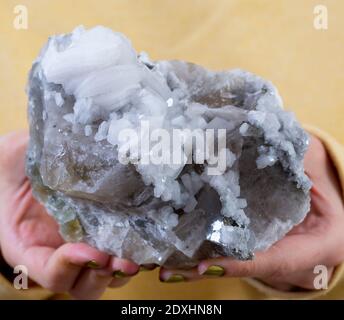 barite minerale esemplare pietra gemma quarzo cristallo roccia Foto Stock