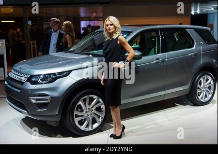 La nuova Land Rover Discovery durante la giornata stampa del Paris Motor Show, conosciuto come Mondial de l'Automobile a Parigi, Francia, il 2 ottobre 2014. Foto di Nicolas Genin/ABACAPRESS.COM Foto Stock