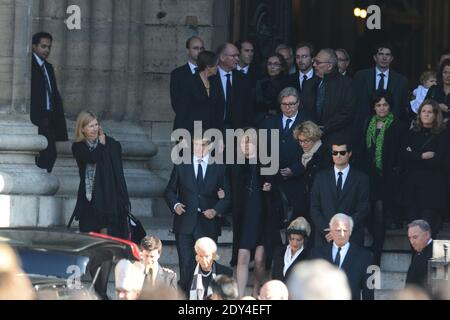 Cerimonia funebre per il defunto amministratore delegato di Total Christophe de Margerie, morto in un incidente aereo a Mosca la scorsa settimana, nella chiesa di Saint-Sulpice a Parigi, in Francia, il 27 ottobre 2014. Foto di ABACAPRESS.COM Foto Stock