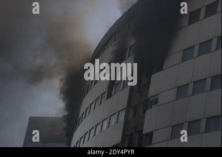 Il 31 ottobre 2014, l'edificio Maison de la radio ospita le stazioni radio France durante un incendio a Parigi, in Francia. Foto di Thierry Orban/ABACAPRESS.COM Foto Stock