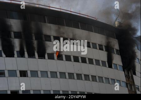 Il 31 ottobre 2014, l'edificio Maison de la radio ospita le stazioni radio France durante un incendio a Parigi, in Francia. Foto di Thierry Orban/ABACAPRESS.COM Foto Stock