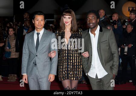 Frederique Bel, Noom Diawara, Medi Sadoun e Frederic Chau arrivano alla sedicesima cerimonia di premiazione della musica NRJ che si è tenuta il 13 dicembre 2014 al Palais des Festivals di Cannes, Francia. Foto di Nicolas Genin/ABACAPRESS.COM Foto Stock