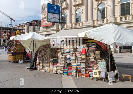 Stallo del libro Skopje, Macedonia (FYROM), Repubblica di Macedonia del Nord Foto Stock