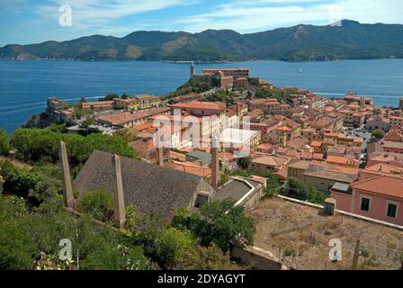 Portoferraio e Forte Stella sullo sfondo, Isola d'Elba, Toscana, Italia Foto Stock