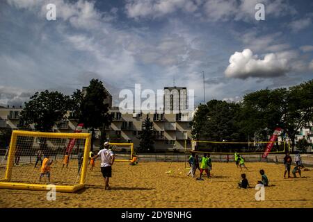 FRA - SOCIETÀ - LA SPIAGGIA PER COLORO CHE NON L'HANNO. Rennes, estate 2017, animazioni sono organizzate per i giovani dei quartieri. FRA - S. Foto Stock