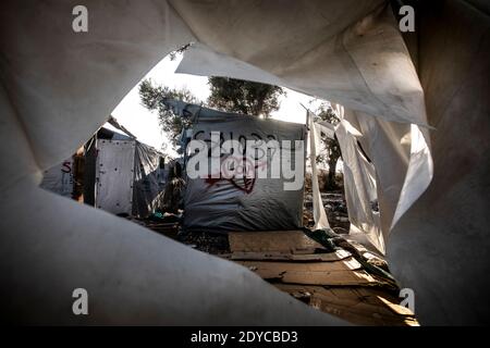 Il vecchio accampamento di Moria bruciato, Lebos settembre 2020 Foto Stock