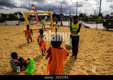 FRA - SOCIETÀ - LA SPIAGGIA PER COLORO CHE NON L'HANNO. Rennes, estate 2017, animazioni sono organizzate per i giovani dei quartieri. FRA - S. Foto Stock