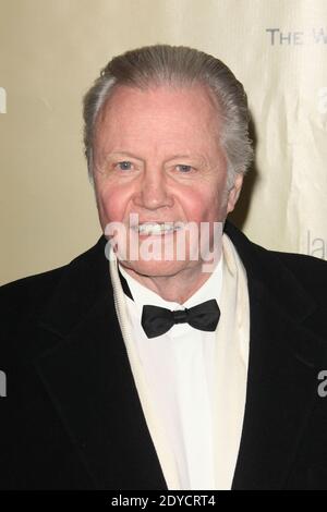 Jon Voight arriva al Golden Globes 2013 della Weinstein Company dopo la festa che si è tenuta al Beverly Hilton Hotel di Beverly Hills, Los Angeles, CA, USA il 13 gennaio 2013. Foto di Krista Kennel/ABACAPRESS.COM Foto Stock