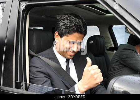 Il Presidente del consiglio del PSG Nasser al Khelaifi arriva per una sessione di formazione al Camp Des Loges di Saint-Germain-en-Laye, vicino a Parigi, Francia, il 31 gennaio 2013. Foto di Thierry Plessis/ABACAPRESS.COM Foto Stock