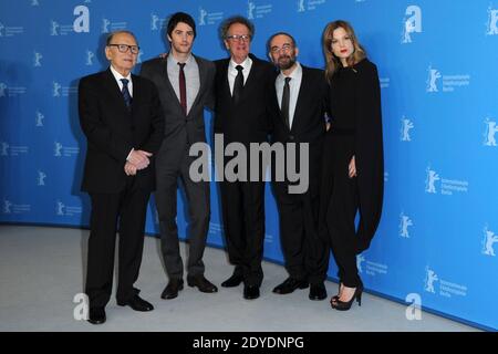 Il compositore italiano Ennio Morricone, l'attore britannico Jim Sturgess, l'attore australiano Geoffrey Rush, il diettore italiano Giuseppe Tornatore e l'attrice olandese Sylvia Hoeks che partecipano al 'la migliore offerta' Photocall durante il 63° Berlinale, Festival Internazionale del Cinema di Berlino, in Germania, il 12 febbraio 2013. Foto di Aurore Marechal/ABACAPRESS.COM Foto Stock