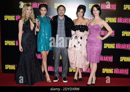 Ashley Benson, Selena Gomez, Harmony Korine, Vanessa Hudgens e Rachel Korine partecipano alla prima Spring Breakers tenutasi a le Grand Rex a Parigi il 18 febbraio 2013. Foto di Nicolas Briquet/ABACAPRESS.COM Foto Stock