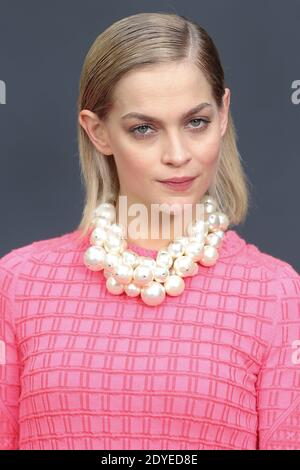 Leigh Lezark in scena al backstage della collezione Ready-to-Wear Autunno-Inverno 2013-2014 di Chanel, che si tiene al Grand Palais di Parigi, Francia, il 5 marzo 2013. Foto di Frederic Nebinger/ABACAPRESS.COM Foto Stock