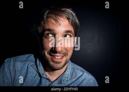 Guillaume Meurice. Ritratto dell'umorista e cronista di Francia Inter Guillaume Meurice. Guillaume Meurice. Ritratto de l'humoriste et chroniqueu Foto Stock