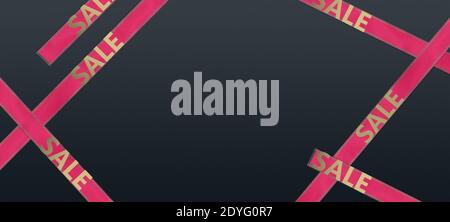 Banner di vendita con nastri rosa, vendita di parole d'oro su nastri realistici rosa rosso su sfondo blu nero. Posiziona per il testo. Rendering 3D Foto Stock