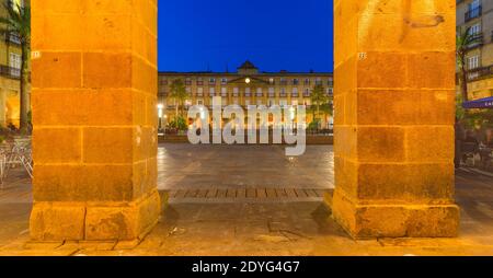 Plaza Nueva o Plaza Barria (nuovo) quadrati di Bilbao Bilbao, Bizkaia, Paesi Baschi, Spagna, Europa Foto Stock