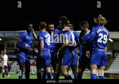 Hartlepool, Regno Unito. 26 Dicembre 2020. Hartlepool United Players festeggia il 2-1 in su durante il gioco della Lega Nazionale tra Hartlepool United e FC Halifax Town a Victoria Park a Hartlepool Credit: SPP Sport Press Photo. /Alamy Live News Foto Stock