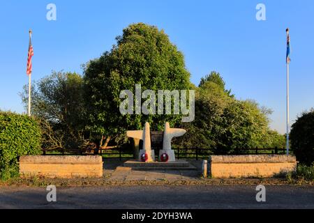 Il RAF e USAF Airforces War Memorial a Kings Cliffe Airfield, Kings Cliffe Village, Northamptonshire; Inghilterra; Regno Unito questo campo d'aviazione della seconda guerra mondiale è il Th Foto Stock