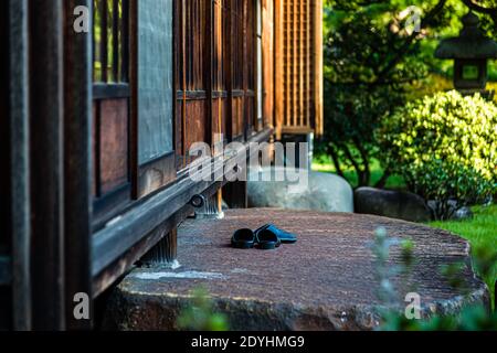 Architettura e design giapponesi a Sanyoso Ryokan, Izunokuni, Giappone Foto Stock