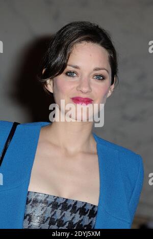 Marion Cotillard partecipa alla cena di gala della Fondazione Maud Fontenoy all'Hotel de la Marine di Parigi, Francia, il 9 aprile 2013. Foto di Nicolas Briquet/ABACAPRESS.COM Foto Stock