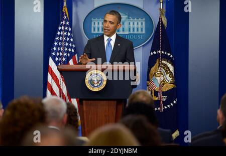 Il presidente AMERICANO Barack Obama risponde a una domanda dei media durante una conferenza stampa nella Brady Press Breifing Room presso la Casa Bianca a Washington, DC, USA il 30 aprile 2013. Foto di Shawn Thew/ABACAPRESS.COM Foto Stock