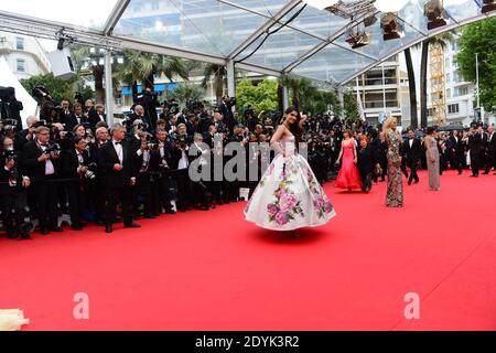 Atmosfera prima della proiezione di 'Jeune et Jolie', il secondo giorno del 66esimo Festival del Cinema a Cannes, Francia, il 16 maggio 2013. Foto di Ammar Abd Rabbo/ABACAPRESS.COM Foto Stock