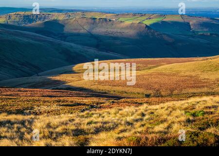 L'altopiano brughiera del Peak District intorno Kinder Scout Foto Stock