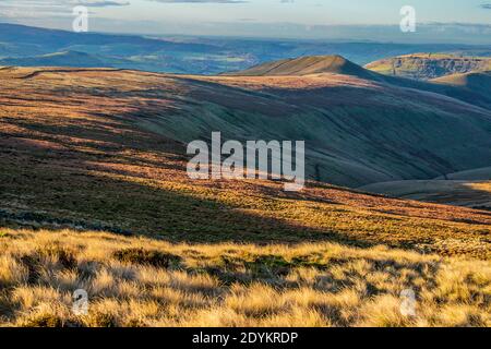 L'altopiano brughiera del Peak District intorno Kinder Scout Foto Stock