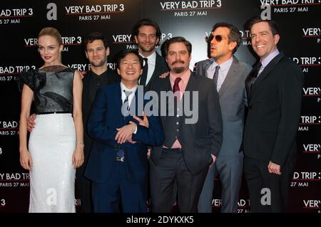 Bradley Cooper, ed Helms, Zach Galifianakis, Justin Bartha, Ken Jeong, Mike Epps e Heather Graham alla prima francese del film The Hangover parte 3 (Very Bad Trip 3) che si è tenuto presso l'UGC Normandie Cinema di Parigi, Francia, il 27 maggio 2013. Foto di Nicolas Genin/ABACAPRESS.COM Foto Stock