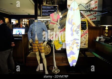 Una panoramica del lancio della collezione "Surf Shack" presso il negozio di navi da crociera di Parigi di Tommy Hilfiger, a Parigi, il 4 giugno 2013. Foto di Alban Wyters/ABACAPRESS.COM Foto Stock