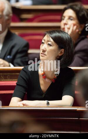 Il Ministro francese delle PMI, delle innovazioni e dell'economia digitale Fleur Pellerin ha raffigurato il 20 giugno 2013 durante il tempo delle interrogazioni al Senato, a Parigi, in Francia. Foto di Romain boe/ABACAPRESS.COM Foto Stock