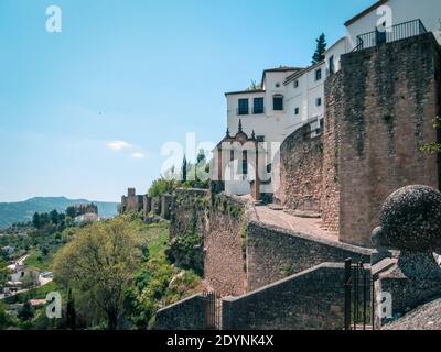 Puerta de Felipe V o Arco de Felipe V nella città di Ronda, Spagna. Foto Stock