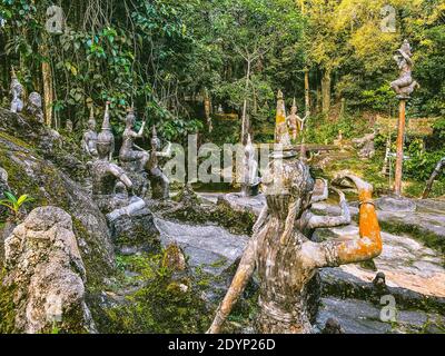 Giardino magico segreto del Buddha a koh Samui, Thailandia Foto Stock