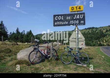 Ciclisti nei Pirenei - Aubisque, Tourmalet Foto Stock