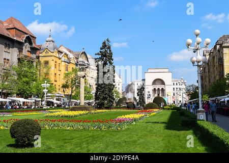 Timisoara, Romania - Piata Victoriei (Operei), il luogo dove iniziò la romanrivoluzione contro il comunismo Foto Stock