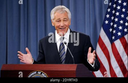 Il segretario alla Difesa Chuck Hagel sorride ad una conferenza stampa con il ministro cinese della Difesa nazionale Gen. Chang Wanquan al Pentagono 19 agosto 2013 ad Arlington, VA, USA. Foto di Olivier Douliery/ABACAPRESS.COM Foto Stock