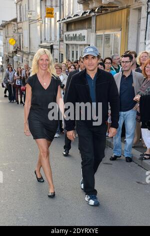 Sandrine Kiberlain e Albert Dupontel hanno partecipato allo screning di 9 Mois Ferme durante il 6° Festival del Cinema di Angouleme, in Francia, il 25 agosto 2013. Foto di Nicolas Briquet/ABACAPRESS.COM Foto Stock