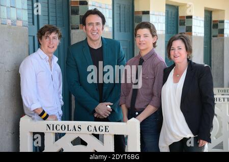 David Gordon Green, Nicolas Cage, Tye Sheridan e Lisa Muskat in posa al Joe Photopotall come parte del 39° Deauville American Film Festival a Deauville, Francia, il 2 settembre 2013. Foto di Nicolas Briquet/ABACAPRESS.COM Foto Stock