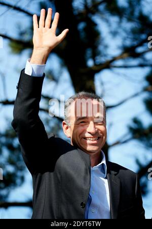 Il presidente del partito dell'ala destra dell'UMP Jean-Francois affrontare con l'ex ministro Nadine Morano, Brice Hortefeux e Alain Juppe partecipa a un raduno di Les Amis de Nicolas Sarkozy il 2 settembre 2013 nella città sudorientale di Arcachon, vicino a Bordeaux. Foto di Patrick Bernard/ABACAPRESS.COM - Arcachon Foto Stock