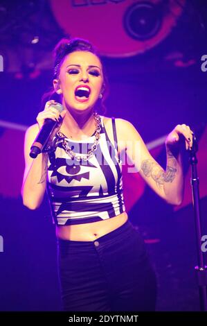Cher Lloyd si esibisce durante il suo 'i Wish Tour' al Vic Theatre di Chicago, Illinois, USA il 15 settembre 2013. Foto di Cindy Barrymore/ABACAPRESS.COM Foto Stock