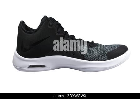 Samut Sakhon Thailand March7, 2019 : prodotto di scarpe da running Nike da uomo su sfondo bianco, scarpe da running Nike Foto Stock