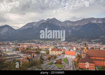 Innsbruck, Austria - Ottobre 20 2014: Veduta di Innsbruck, Austria in autunno. Foto Stock