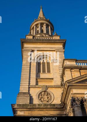 Dreaming Spires, All Saints Church, Library of Lincoln College, University of Oxford, Oxfordshire, Inghilterra, Regno Unito, GB. Foto Stock