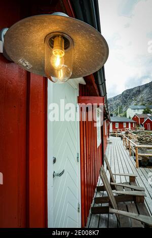 Nusfjord, Flakstad, Norvegia norvegese, Lofoten, Lampe Foto Stock