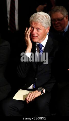 L'ex presidente degli Stati Uniti Bill Clinton partecipa a un servizio commemorativo per l'ex presidente Tom Foley a Capitol Hill, ottobre 29 2013, a Washington, DC, USA. Tom Foley rappresentò il 5° distretto del Congresso di Washington come membro democratico ed era il 57° Presidente della Camera dei rappresentanti degli Stati Uniti dal 1989 al 1995. Successivamente è stato ambasciatore degli Stati Uniti in Giappone dal 1997 al 2001. Foto di Aude Guerrucci/piscina/ABACAPRESS.COM Foto Stock