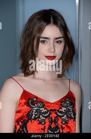 Lily Collins partecipa alla festa di novembre di Flaunt Magazine a Hakkasan Beverly Hills a Los Angeles, CA, USA, il 7 novembre 2013. Foto di Lionel Hahn/ABACAPRESS.COM Foto Stock